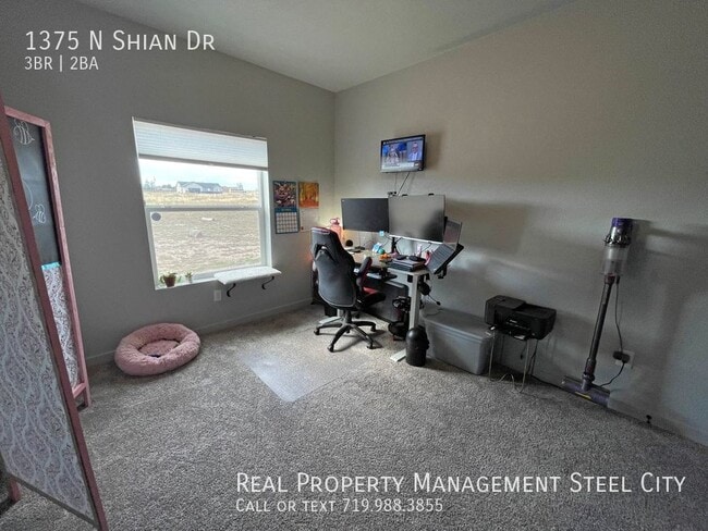 Building Photo - 1375 N Shian Dr