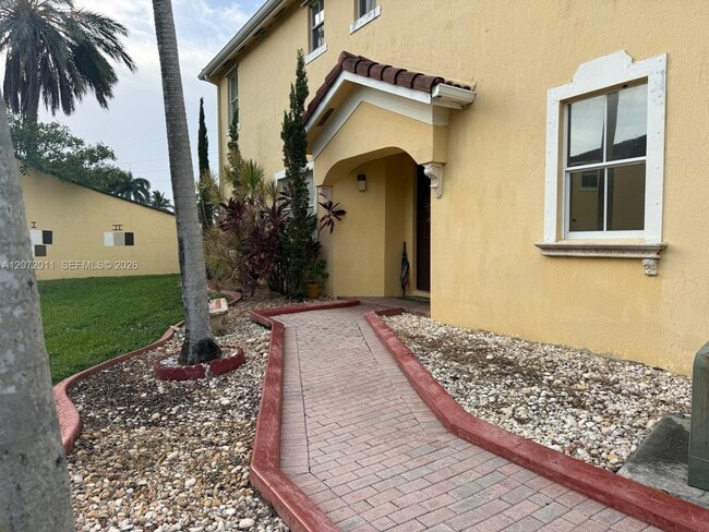 Building Photo - 14949 SW 8th Terrace