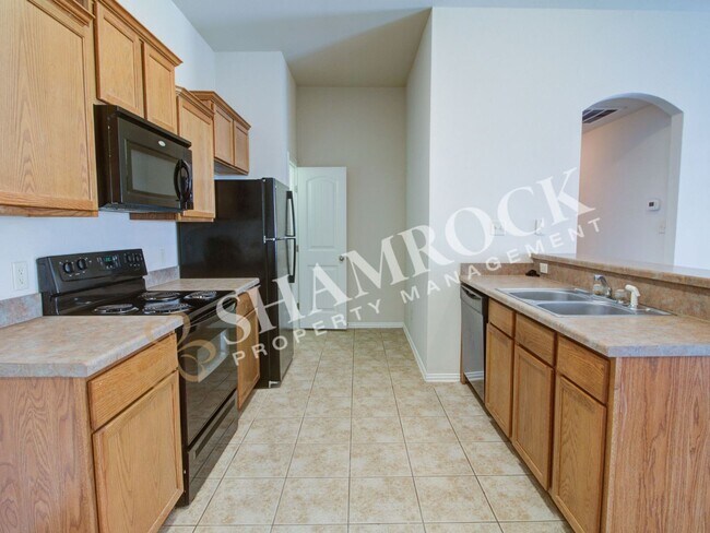 Building Photo - 3/2 Duplex off Hwy 84