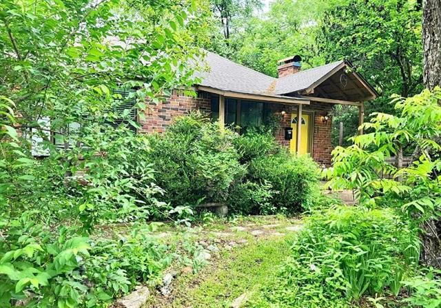 Building Photo - 8619 Groveland Dr