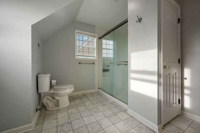 Building Photo - 93 Wyatt St