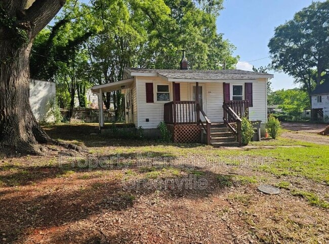 Primary Photo - 208 Lady St