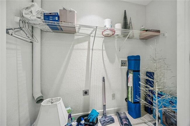 Building Photo - 150 Salt Air Dr