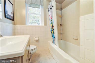 Building Photo - 3670 38th St NW