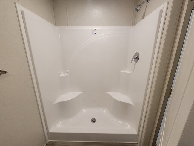 Building Photo - 9634 Seaway Dr