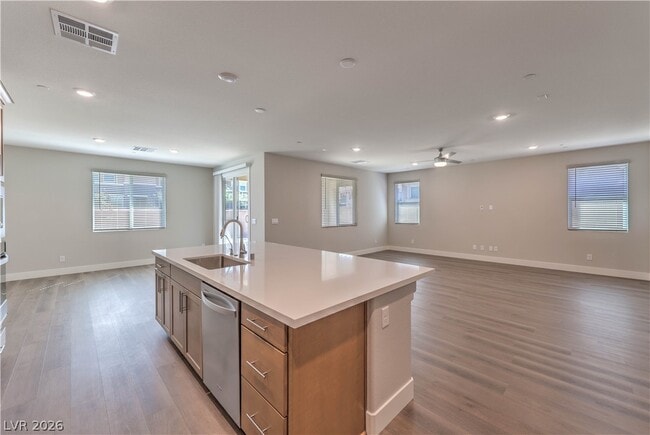 Building Photo - 497 Chestnut Falcon Ave