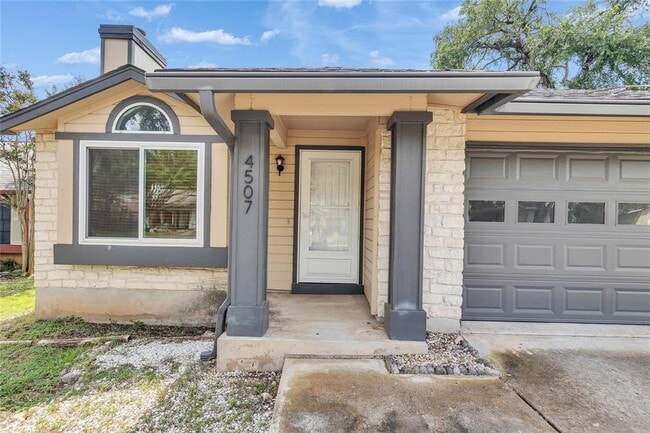 Building Photo - 4507 Velasco Pl