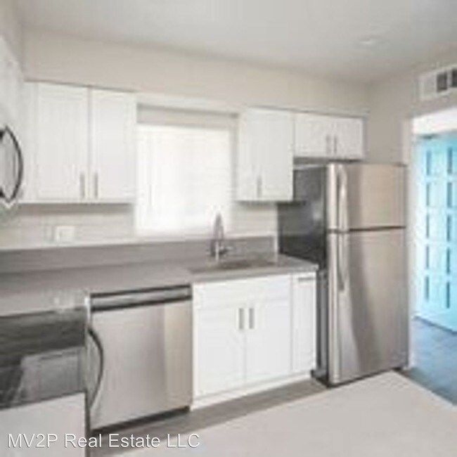 Building Photo - 6801 N 17th Ave