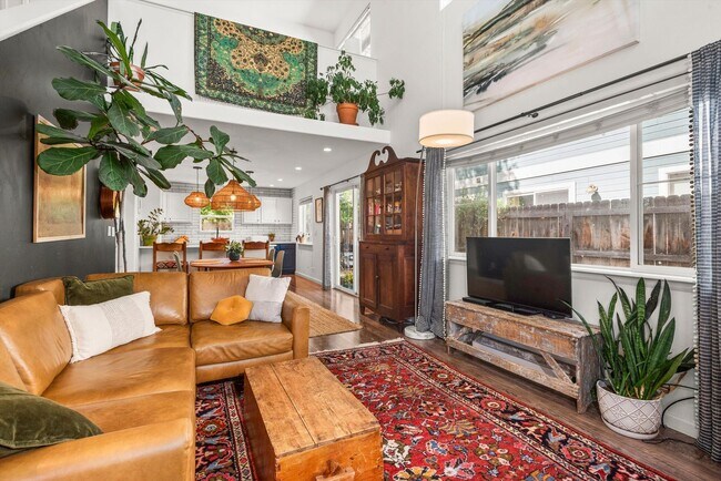 Building Photo - Prime Location | Spacious 4BD Home with El...