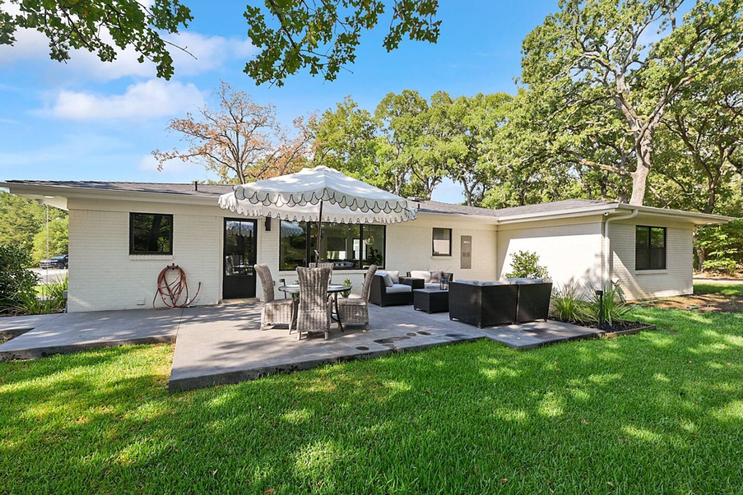 Building Photo - 8495 Turkey Creek Rd