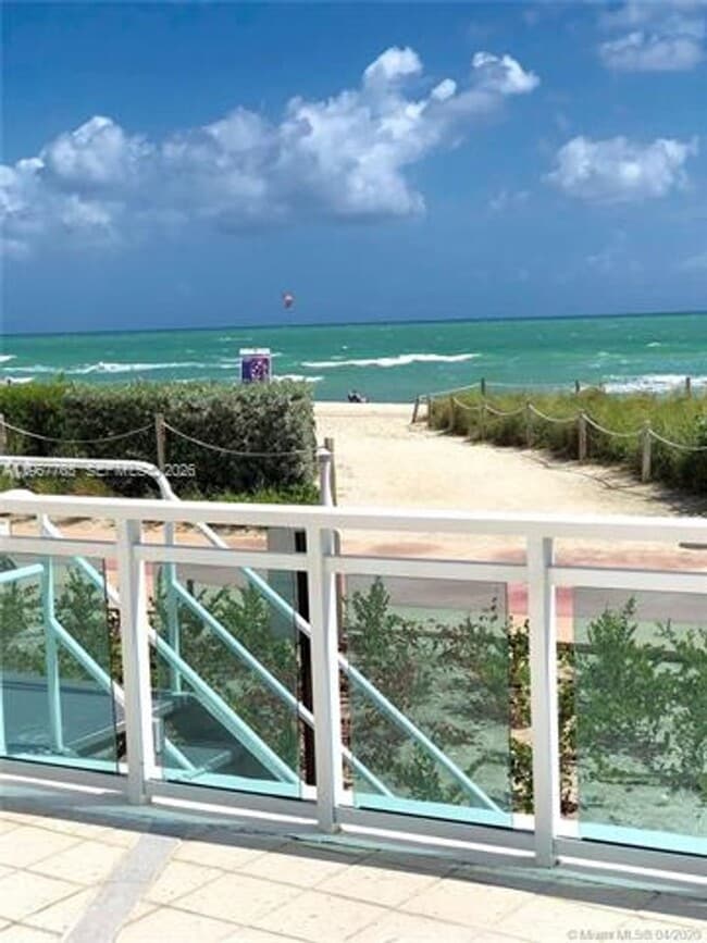 Building Photo - 6917 Collins Ave