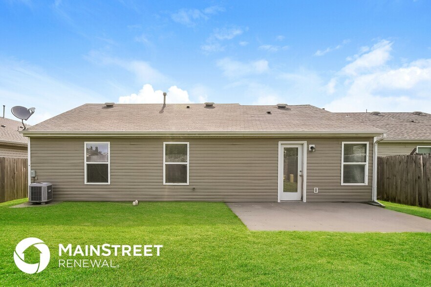 Building Photo - 2524 Waterleaf Dr