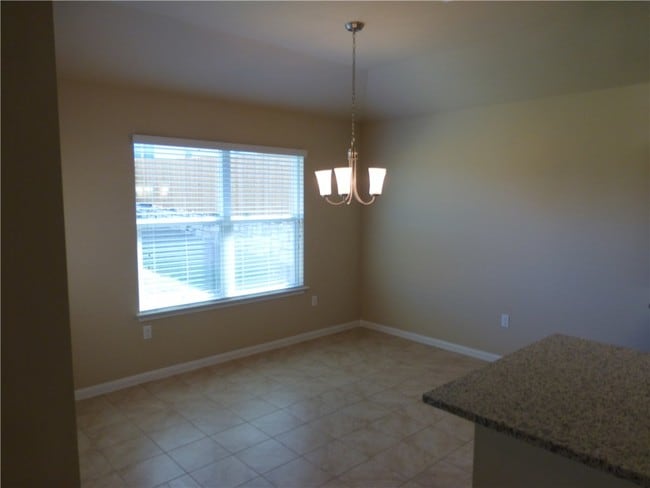 Building Photo - 113 Leona River Trail