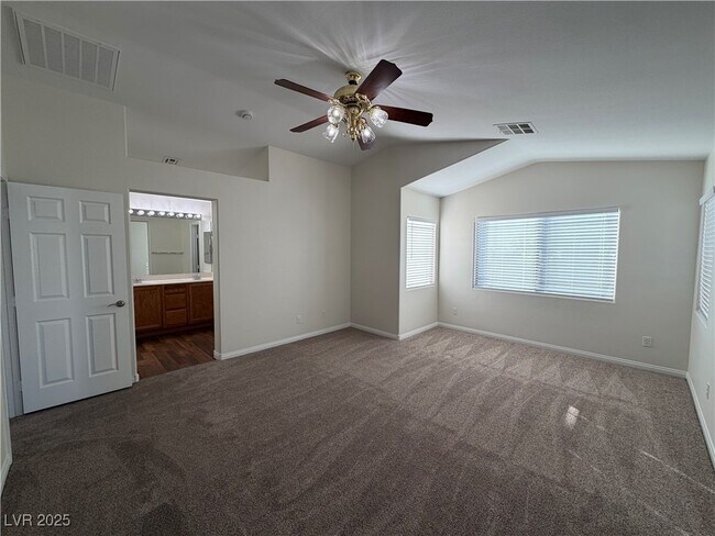 Building Photo - 287 Red Eucalyptus Dr