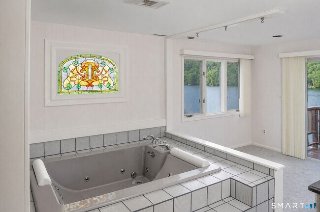 Building Photo - 339 CT-39