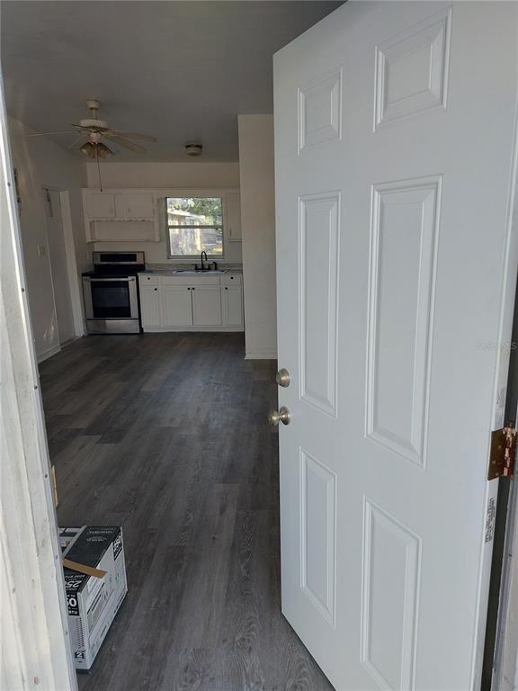 Building Photo - 104 W Lancaster Rd