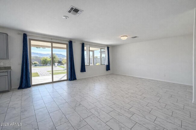 Building Photo - 2439 W Kowalsky Ln