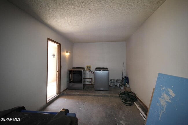 Building Photo - 3125 Wayside St