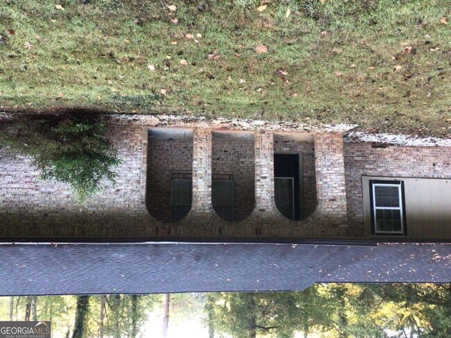 Primary Photo - 5826 Simone Dr