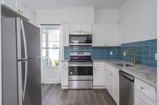 Building Photo - 637 E Anderson St