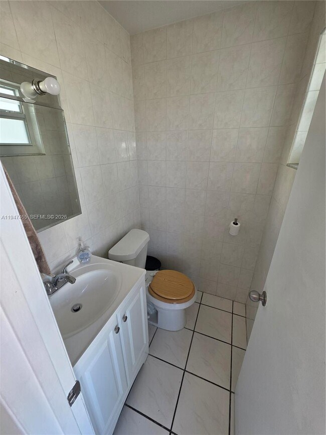 Building Photo - 1612 Jefferson Ave