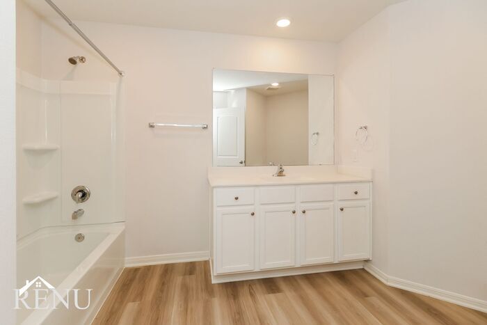 Building Photo - 25382 Cypress Bend Dr