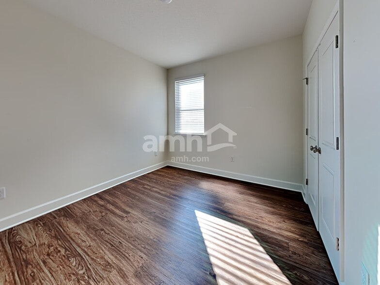 Building Photo - 11470 Fox Hollow Ct