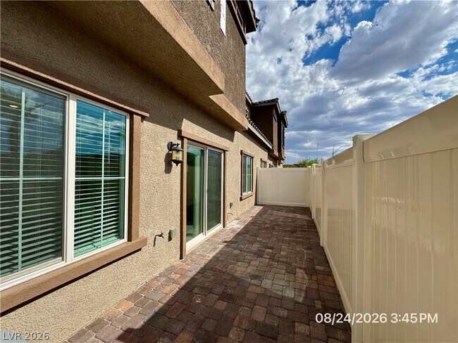 Building Photo - 859 Nova Heights St