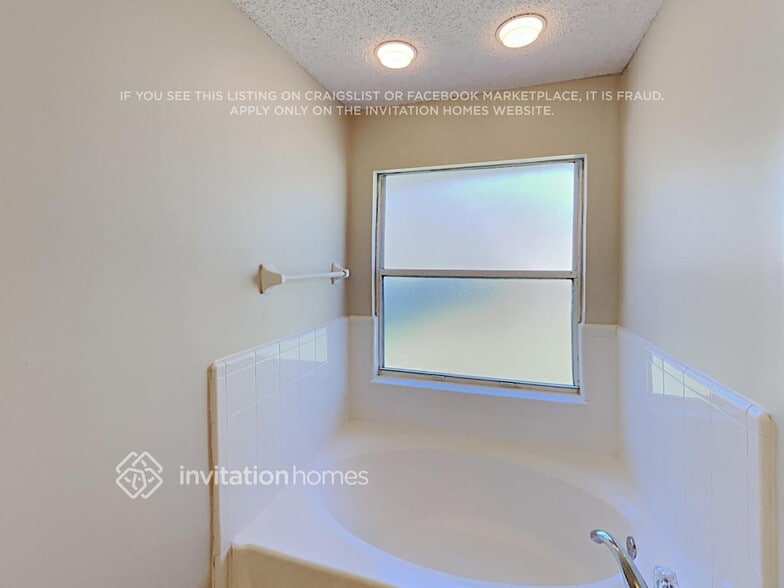 Building Photo - 3413 Brahma Bull Ct