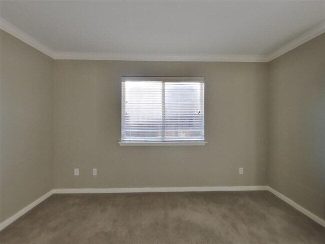 Building Photo - 21478 Olympic Forest Dr