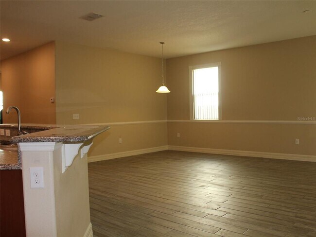 Building Photo - 12067 Sumter Dr