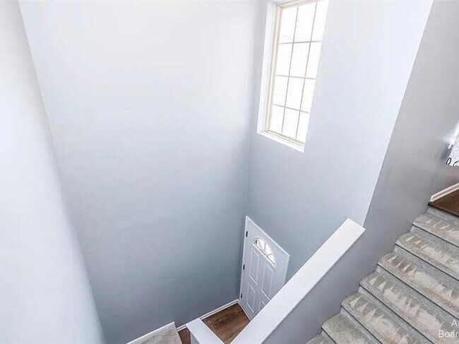 Building Photo - 519 Addington Ln