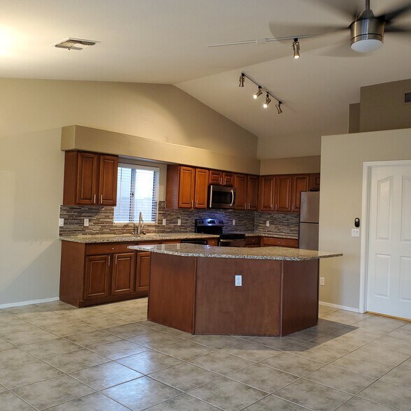 Fun Island breakfast bar - 9139 W Davis Rd