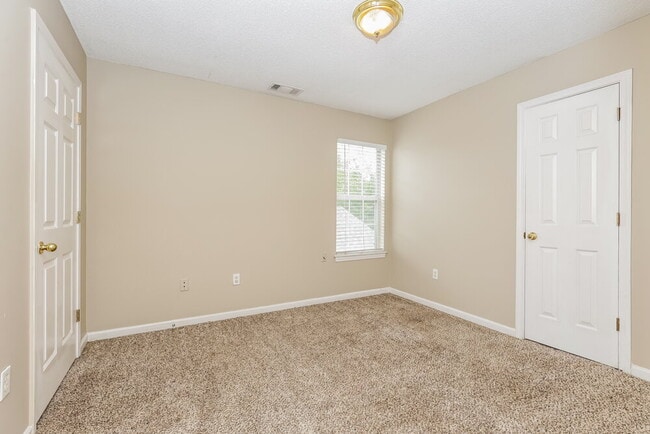 Building Photo - 4341 Barry Meadows Cove