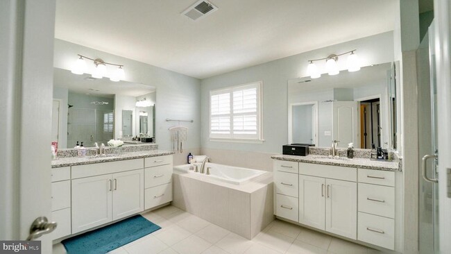 Building Photo - 24855 Bradford Forest Dr