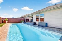 Building Photo - 7826 Bullrider Dr