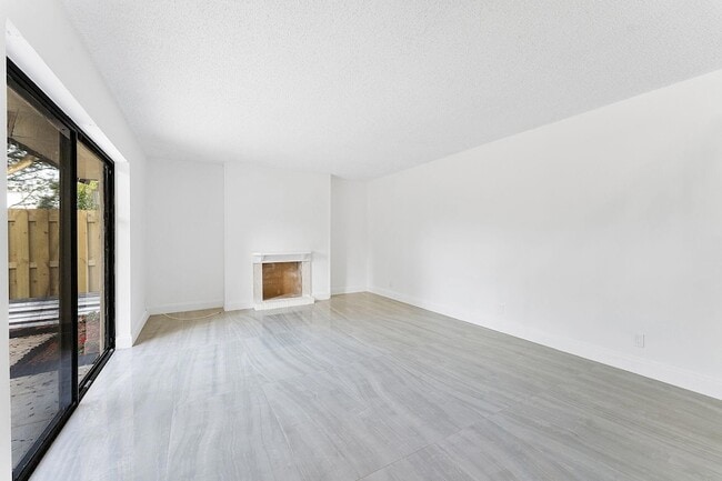 Building Photo - 1624 Forest Lakes Cir