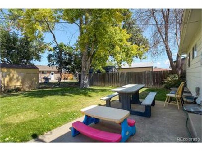 Building Photo - Wonderfully conditioned and conveniently located updated ranch in Westminster! Showings begin 8/7...