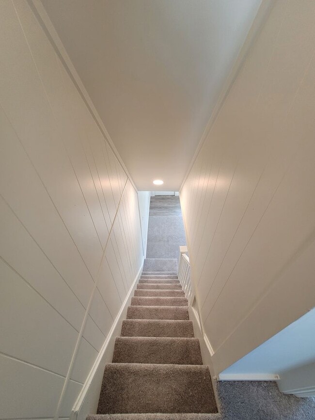 Building Photo - 55 N Church St