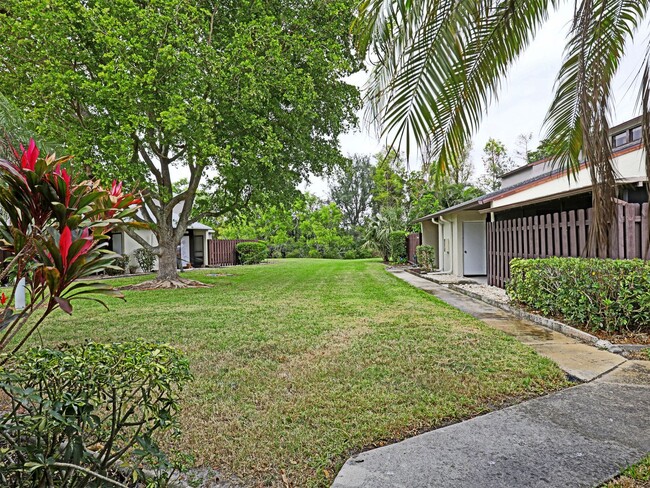 Building Photo - Sandalwood Estates 12938