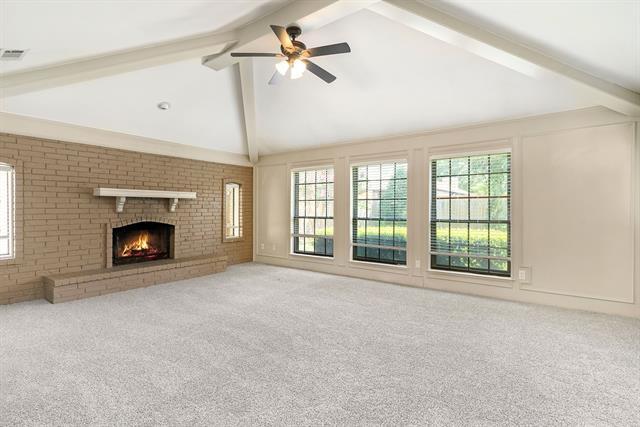 Building Photo - 802 Pebblebrook Dr