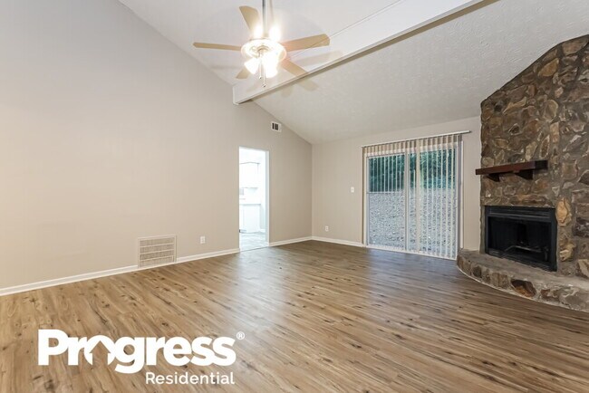 Building Photo - 7215 Buck Creek Dr