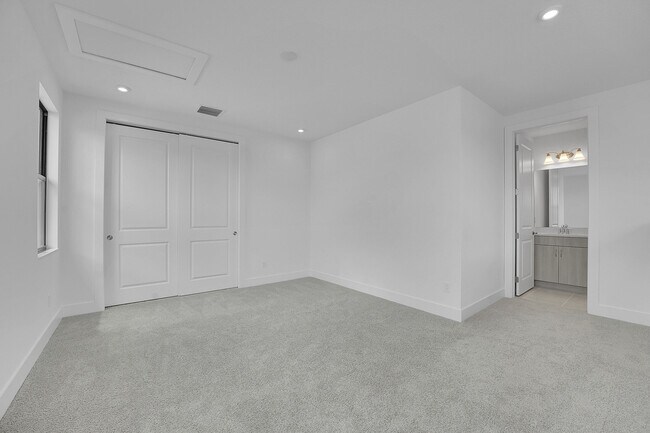 Building Photo - 9533 St Germain Dr