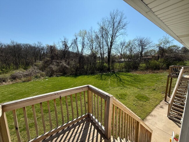 Building Photo - RC Quadplex