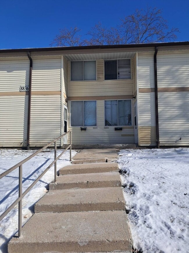 Building Photo - 8836 N 95th St