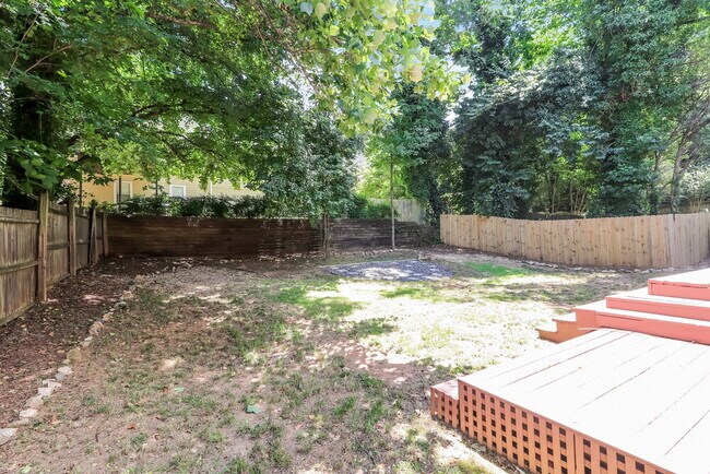 Building Photo - 1980 Morning Walk NW