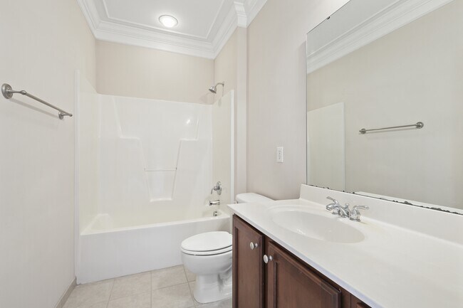 Building Photo - 623 Waterford Lake Dr