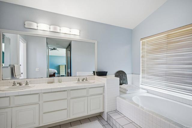 Building Photo - 13184 Janetta Pl