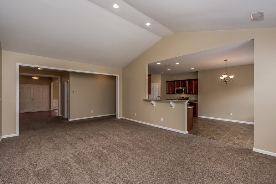 Building Photo - 13633 Porter Creek Rd