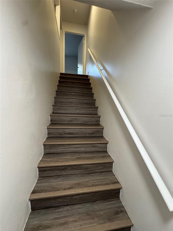 Building Photo - 1177 Bentley Rd